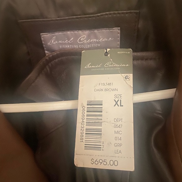 David Cremieux, premiere leather designers man’s lamb-skin jacket. - Picture 2 of 10